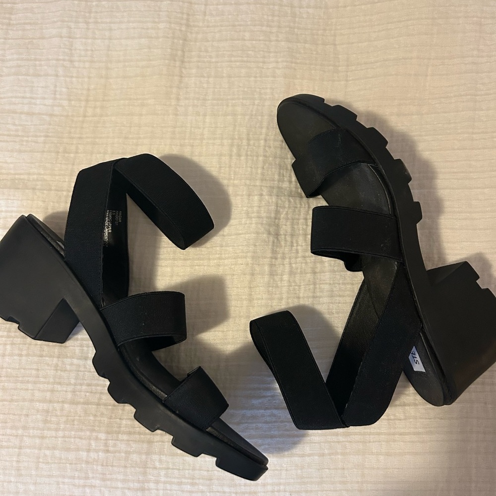Steve Madden Black Chunky Heel Sandals